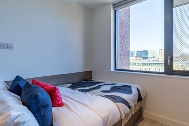 Skyline Silver En Suite - Image 7